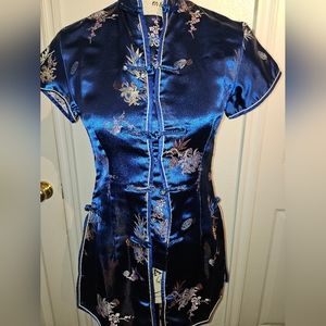 NWOT Traditional Silk Embroidered Asian CHEONGSAM Short Sleeve Brocade Top, Sz S